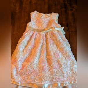 American Princess Floral Dress/ Girl Size 4T